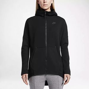 Nike women’s sport tech hoodie medium
